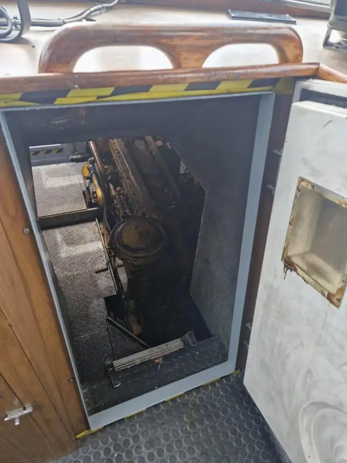 Parahu pilot pikeun dijual