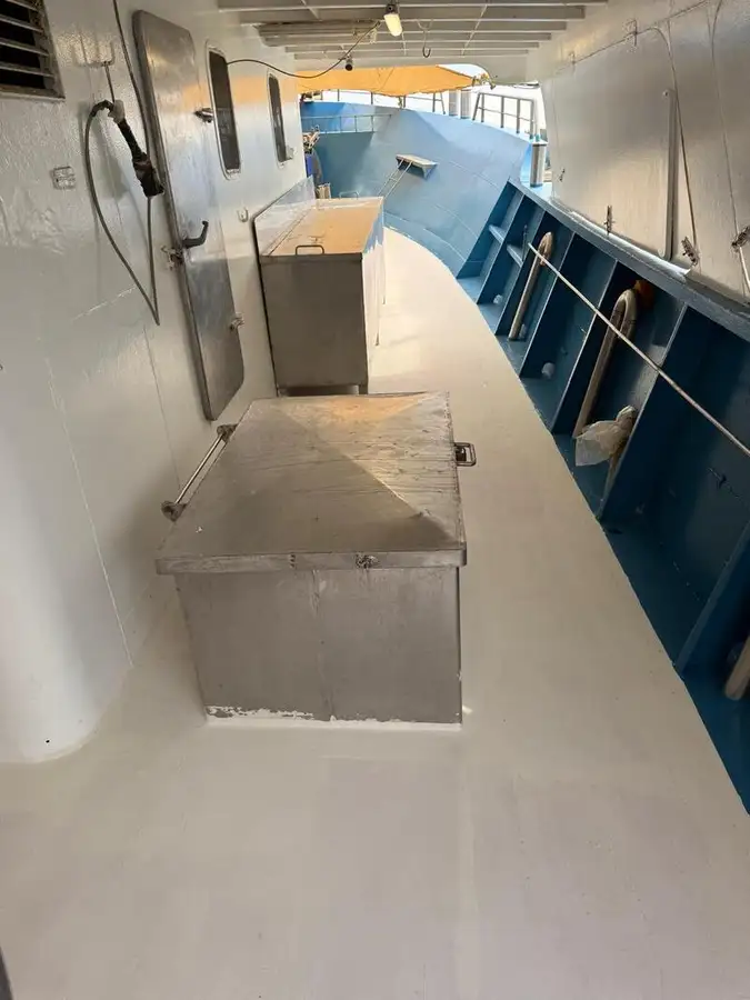 Fishing Trawler pikeun dijual