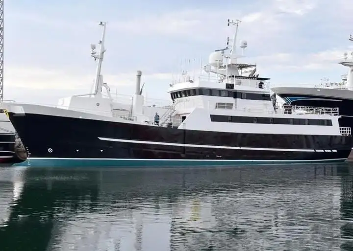 Fishing Trawler pikeun dijual