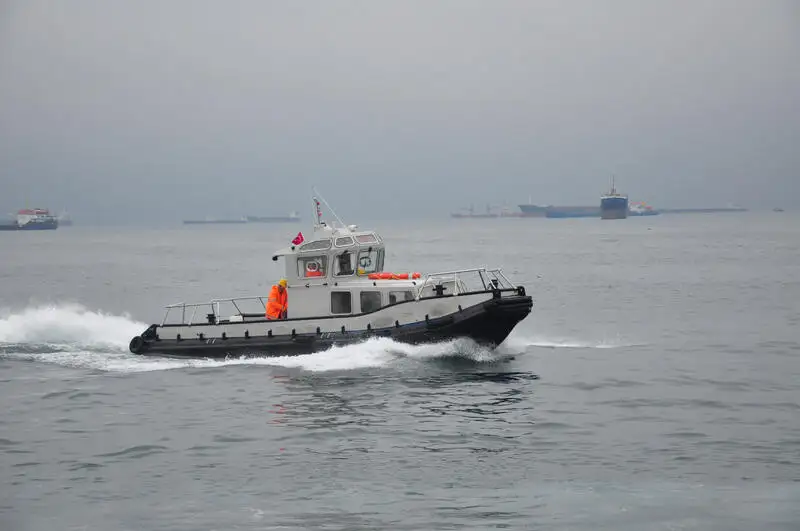 Tow boat pikeun dijual