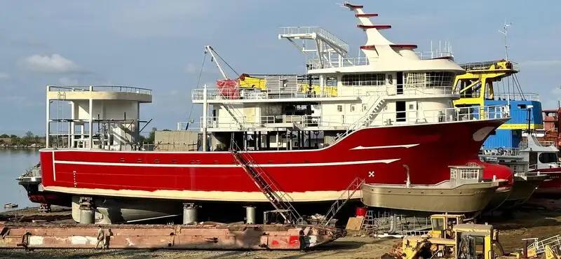 Fishing Trawler pikeun dijual