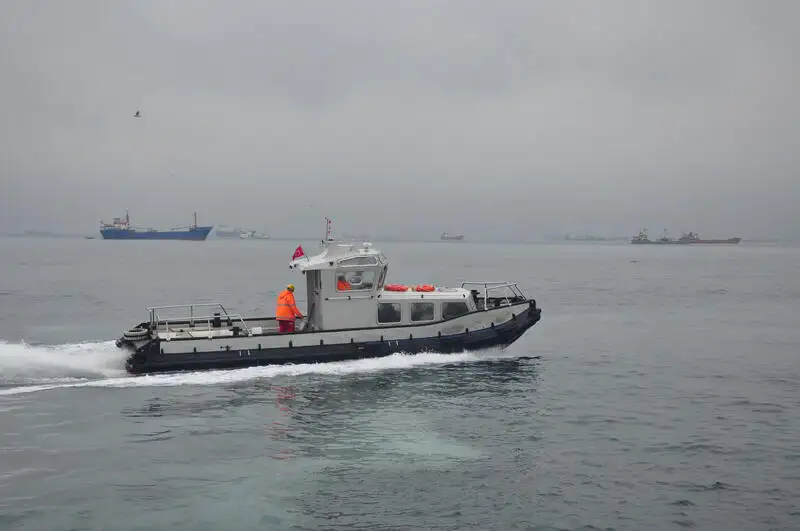 Tow boat pikeun dijual