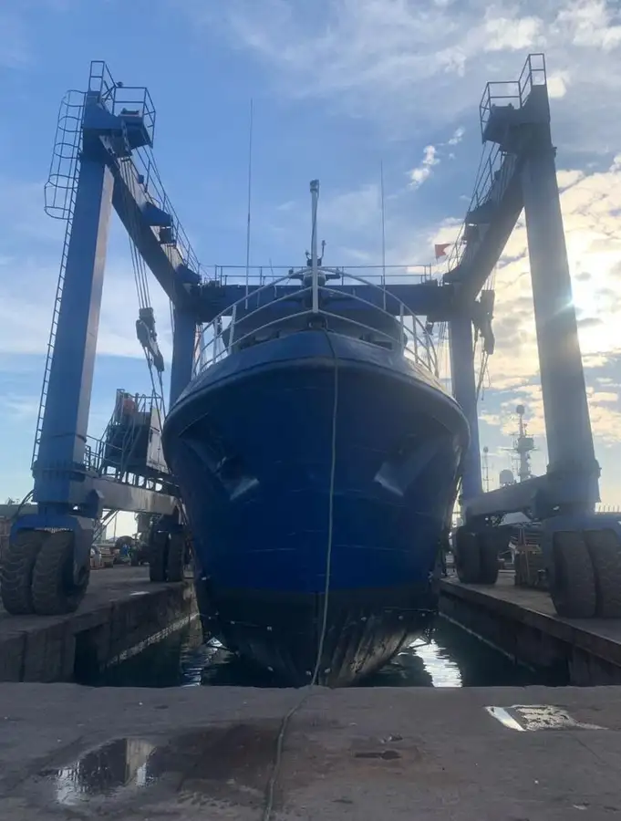 Fishing Trawler pikeun dijual