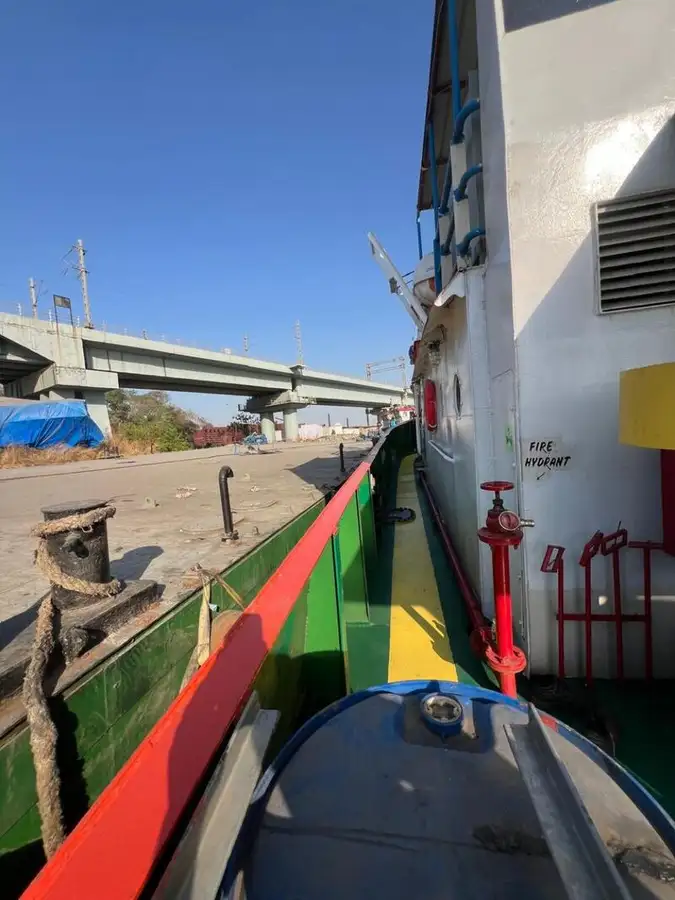 Tow boat pikeun dijual