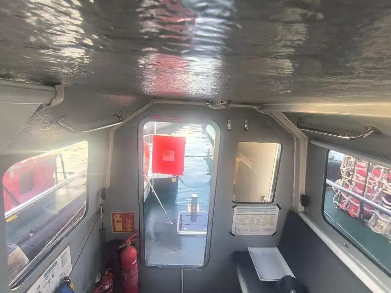 Parahu pilot pikeun dijual