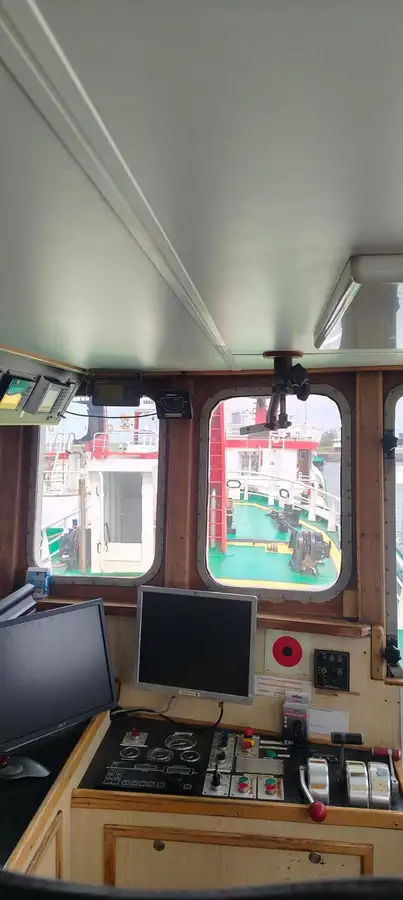 Kapal suplai pikeun dijual