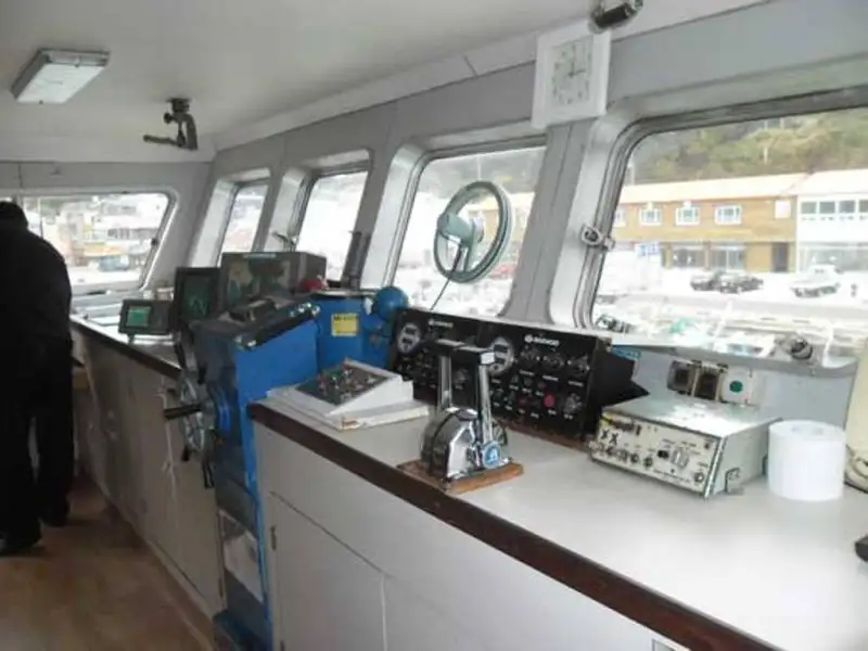 kapal RORO pikeun dijual
