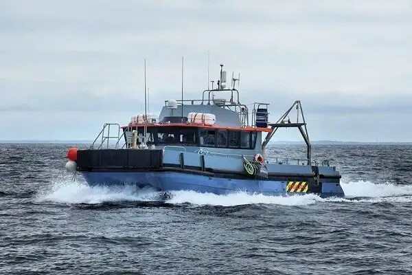 Kapal survey pikeun dijual