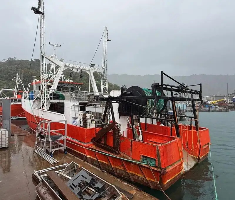 Fishing Trawler pikeun dijual