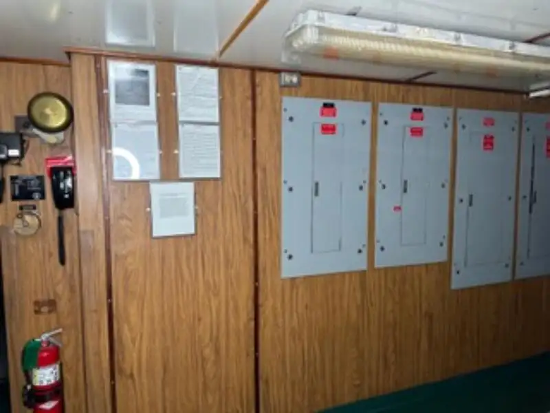 Tow boat pikeun dijual