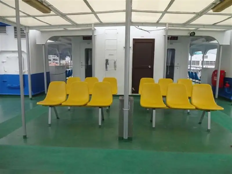 kapal RORO pikeun dijual