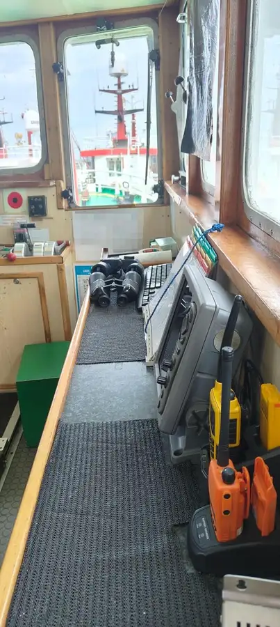 Kapal suplai pikeun dijual