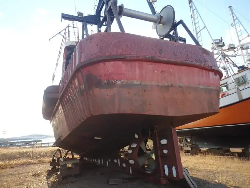 Tow boat pikeun dijual