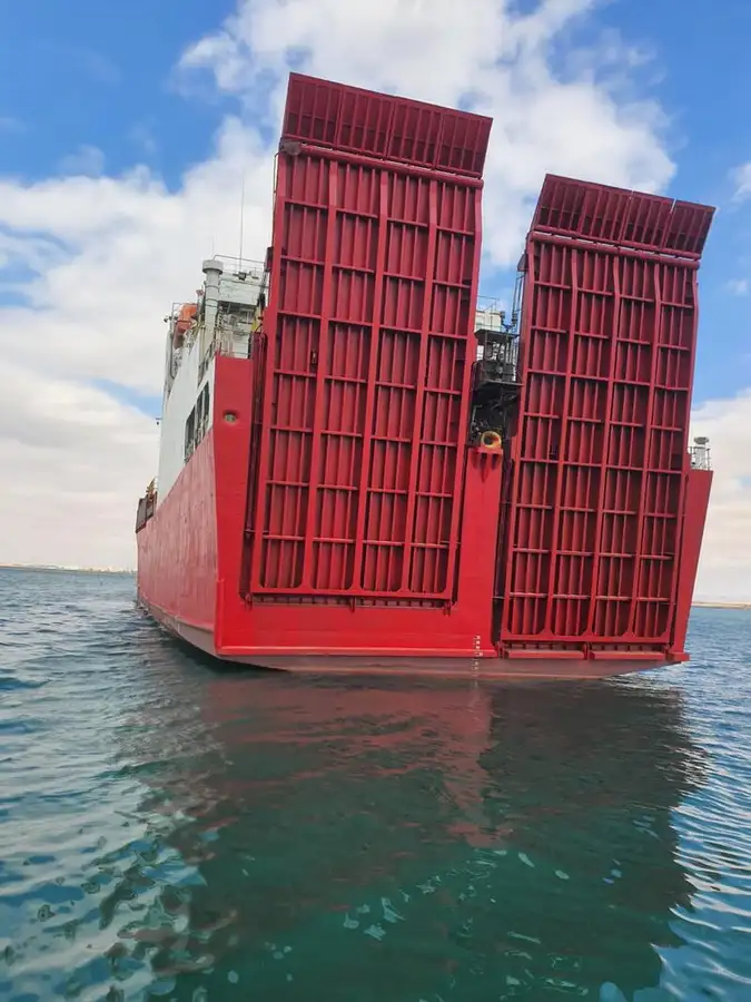 kapal RORO pikeun dijual
