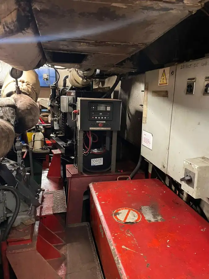 Tow boat pikeun dijual