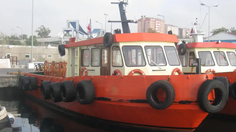 Tow boat pikeun dijual