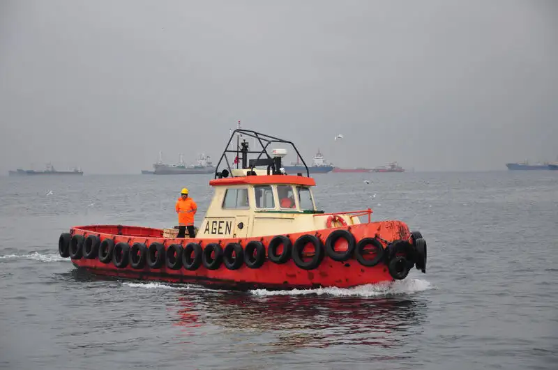 Tow boat pikeun dijual