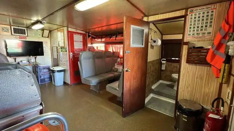 Parahu awak pikeun dijual