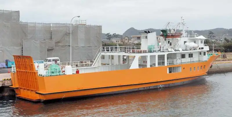 kapal RORO pikeun dijual