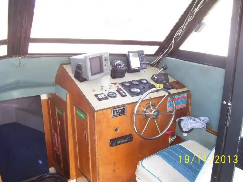 Parahu gawé pikeun dijual