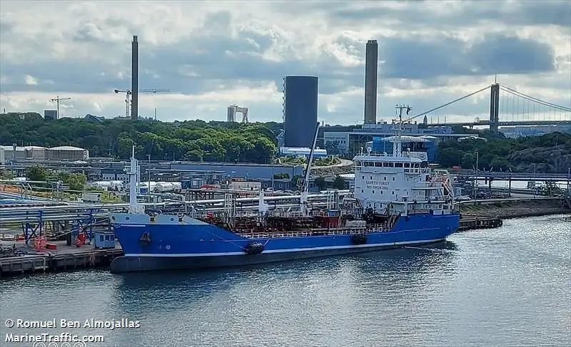 tanker minyak, tanker kimiawi pikeun dijual