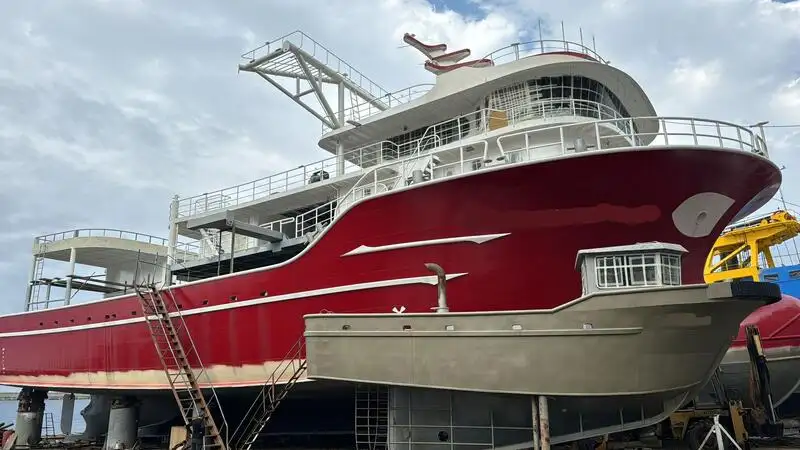 Fishing Trawler pikeun dijual