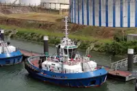 Tow boat pikeun dijual