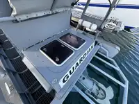 Parahu patroli pikeun dijual