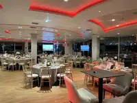 Tongkang pikeun dijual