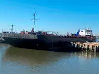 Tow boat pikeun dijual