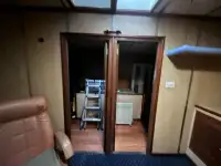 Parahu gawé pikeun dijual