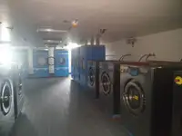 Tongkang pikeun dijual