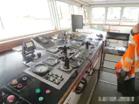 Parahu gawé pikeun dijual