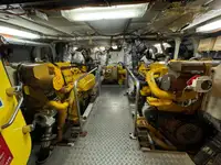 Parahu awak pikeun dijual