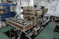 kapal RORO pikeun dijual