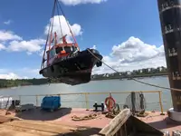 Kapal survey pikeun dijual