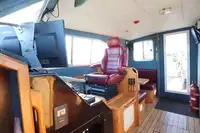 Parahu patroli pikeun dijual